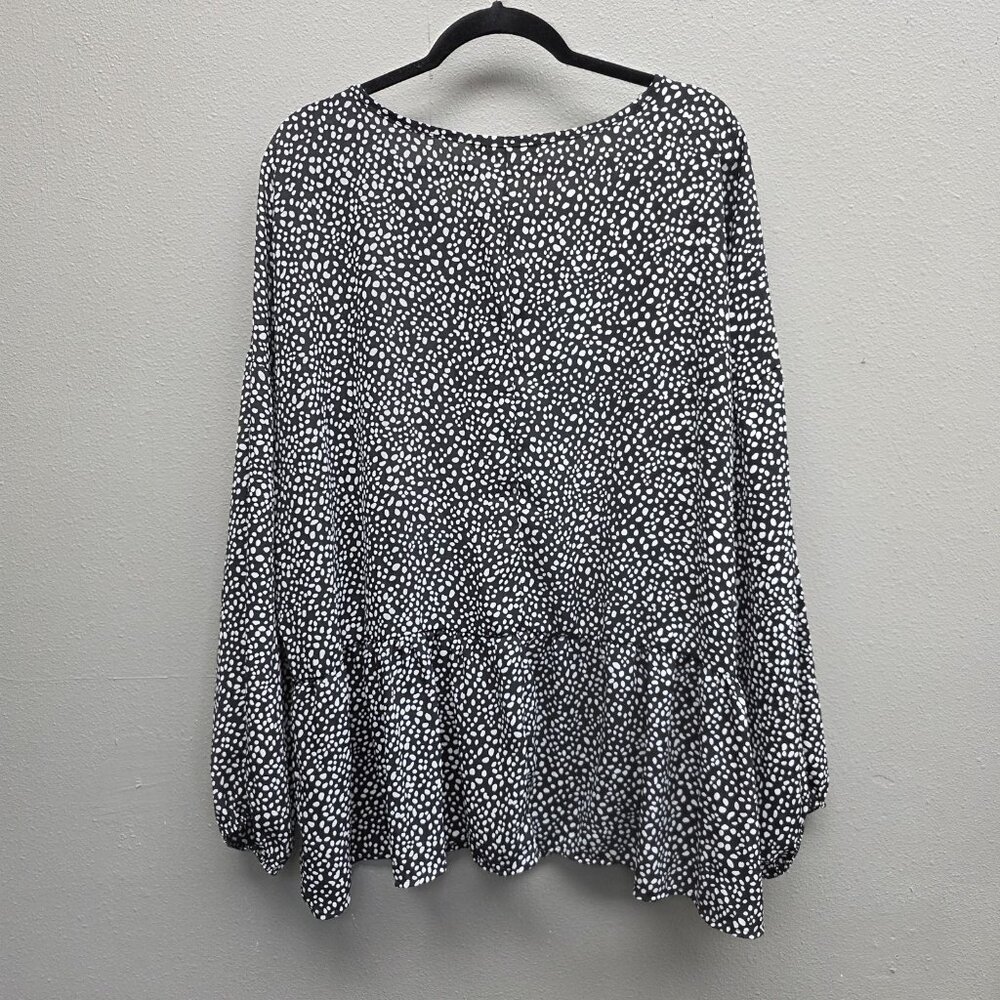 Haptics Shirt Womens Large Black White Dalmatian Dot Peplum Long Sleeve Boho - Picture 4 of 7